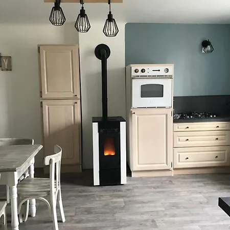 Le Coin Des Voyageurs Brin-sur-Seille